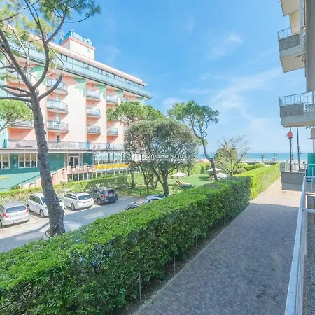 Apartment Puerto Del Sol Immobiliare Pacella Lido di Jesolo